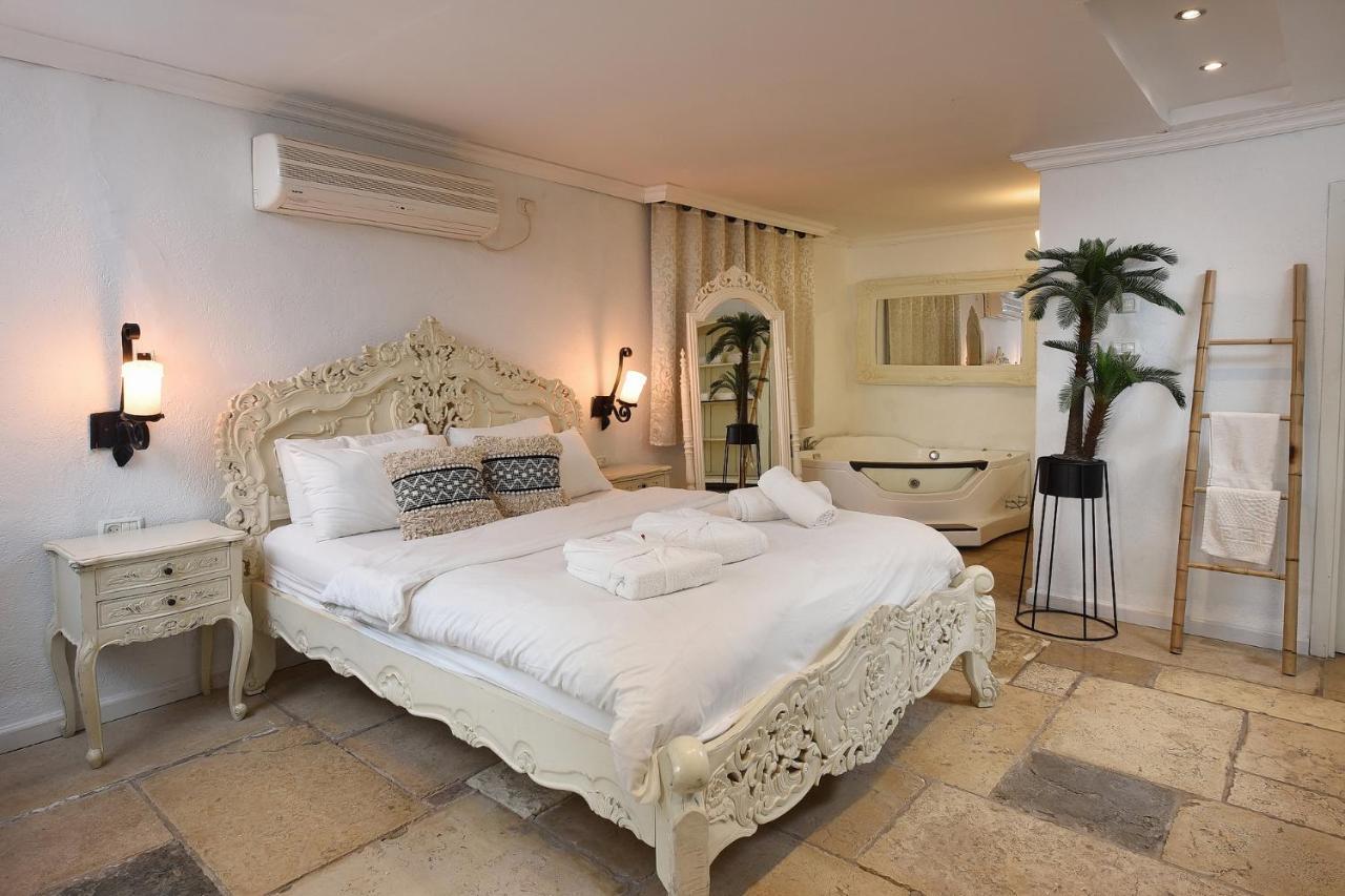 אחוזת הנסיכה כפר נופש Princess Holiday Village Mishmar Hayardin Exterior photo